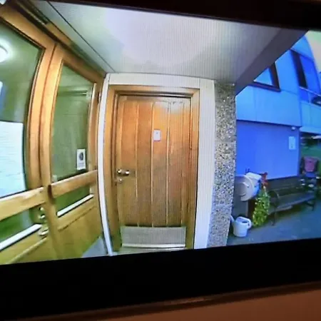 In Close To The Main * درامن