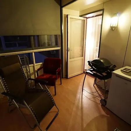 In Close To The Main Apartment