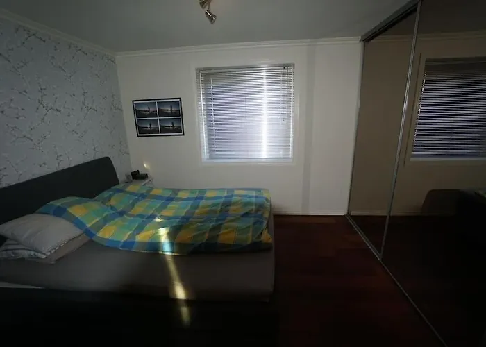 דירה In Close To The Main *