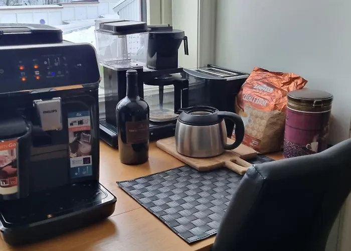 In Close To The Main