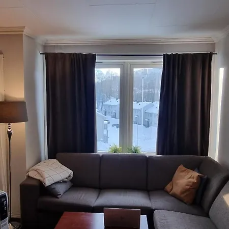 In Close To The Main